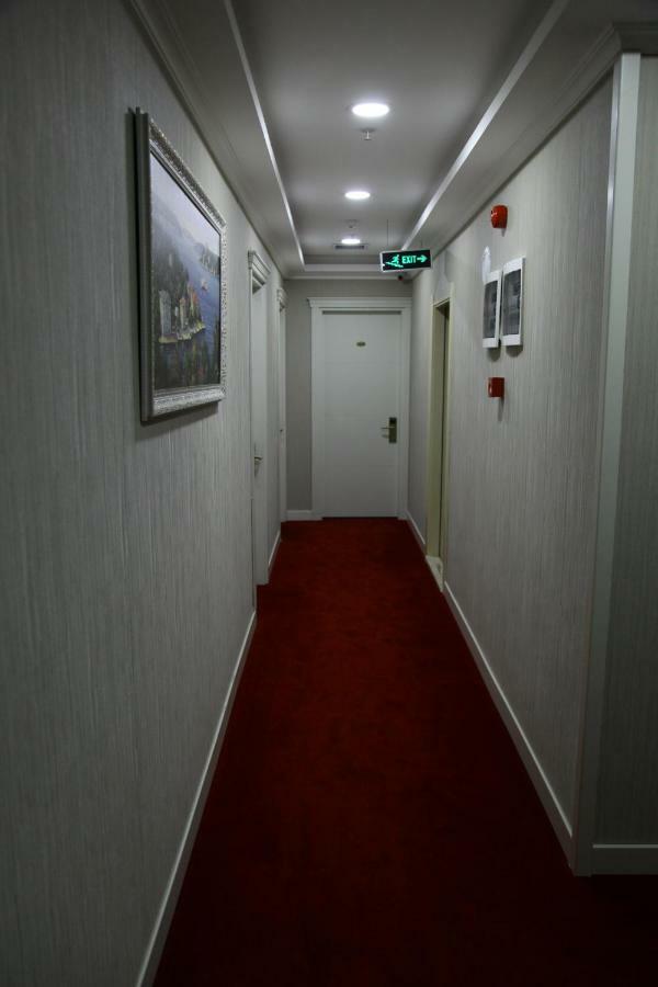 Ens Hotel Istanboel Buitenkant foto